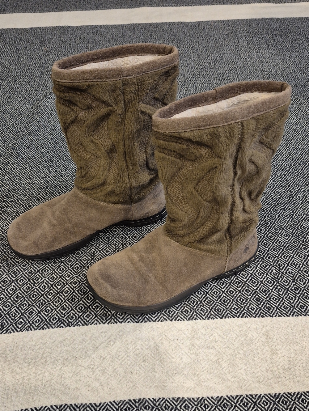 Kalso Earth Shoe Women's Suede Boots Size 7